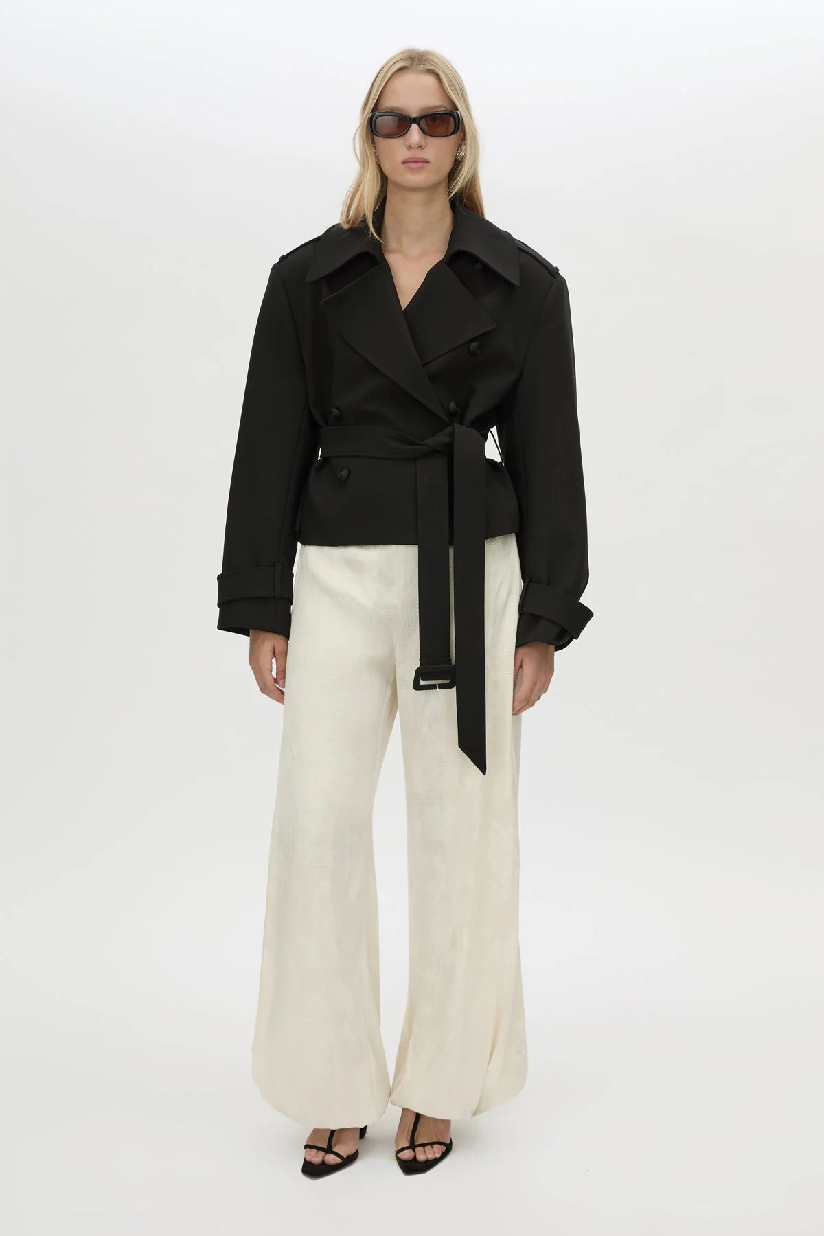 Asena Short Trench