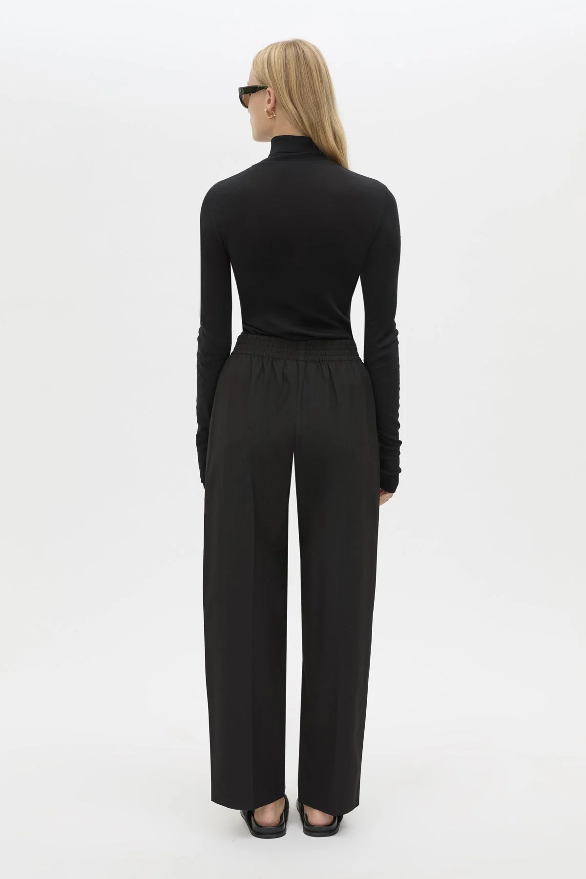 Barre High Neck Top - Image 4
