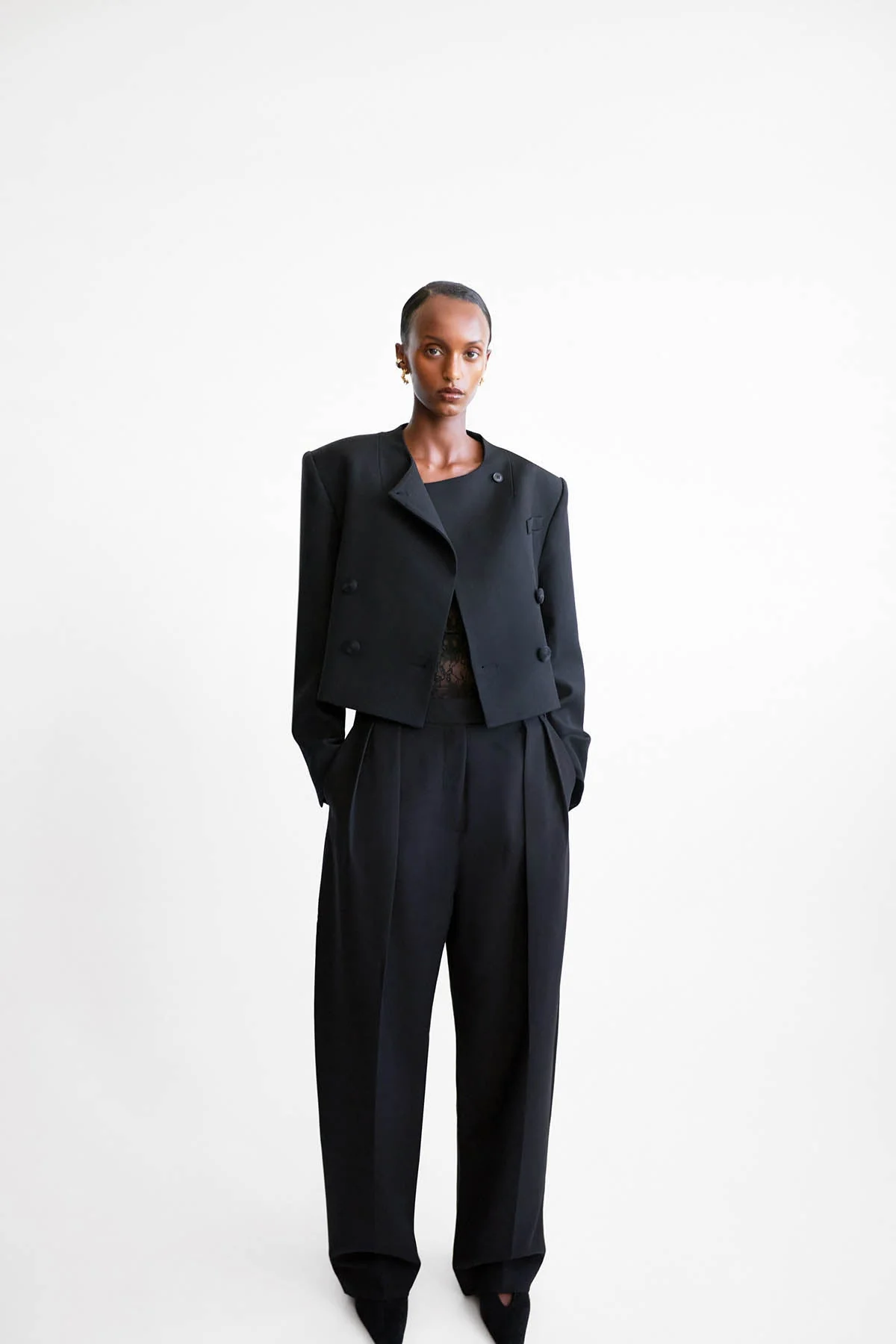 Caius Relaxed Cropped Blazer - Image 9