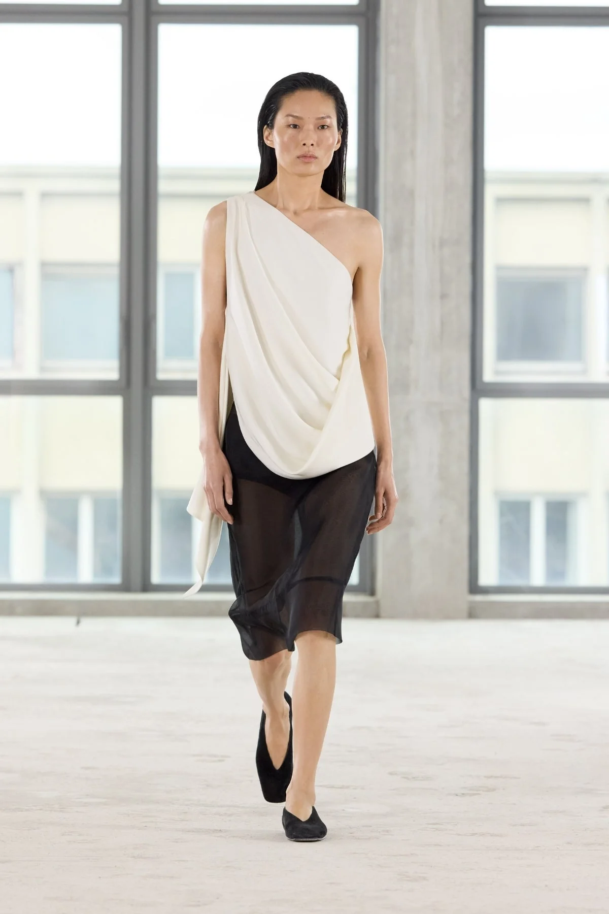 Eon Top - Image 3