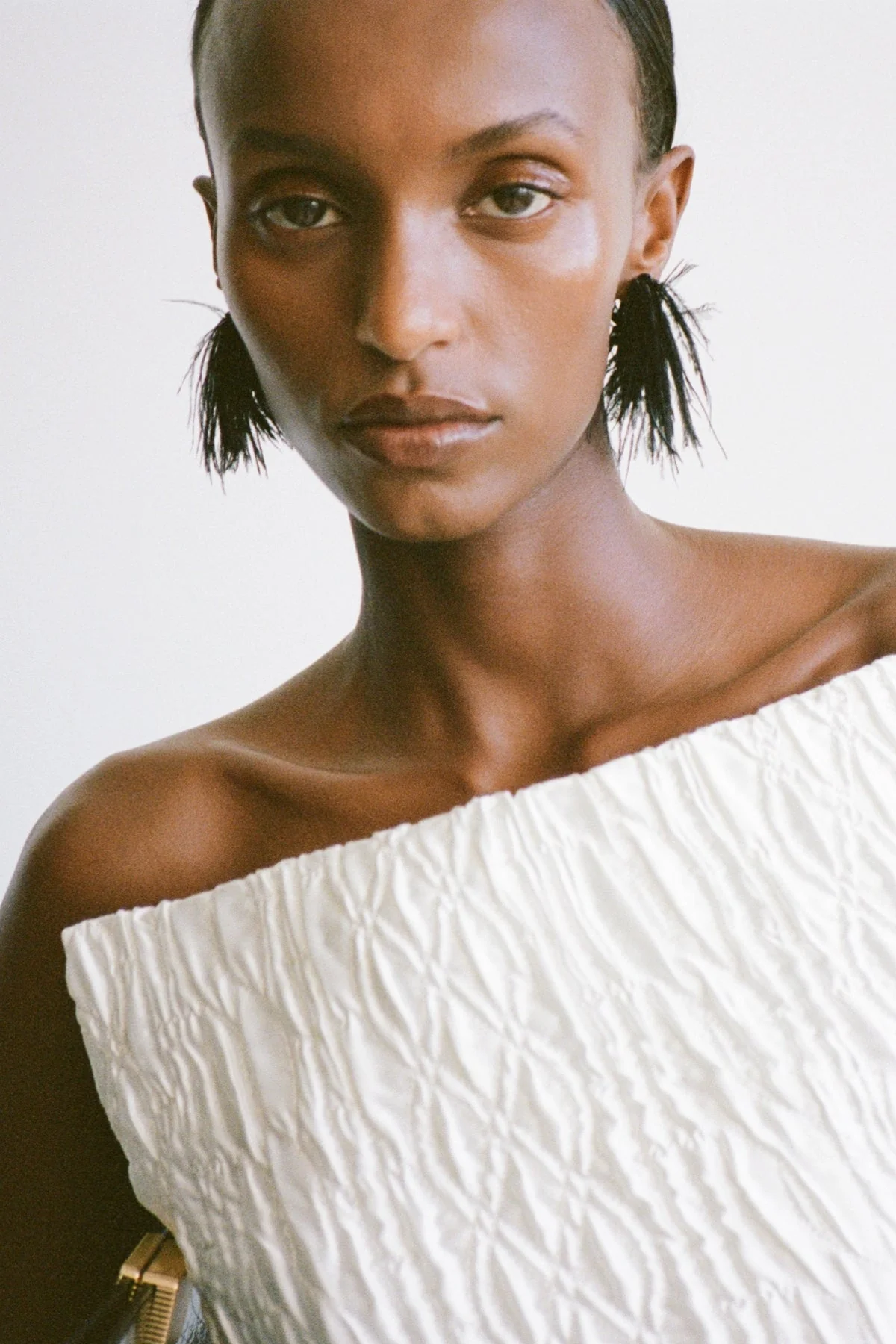 Friesian Feather Earrings - Image 6