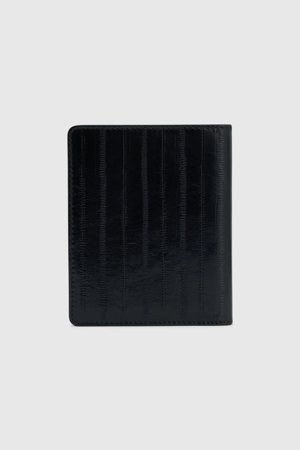 Mette Passport Wallet - Image 3