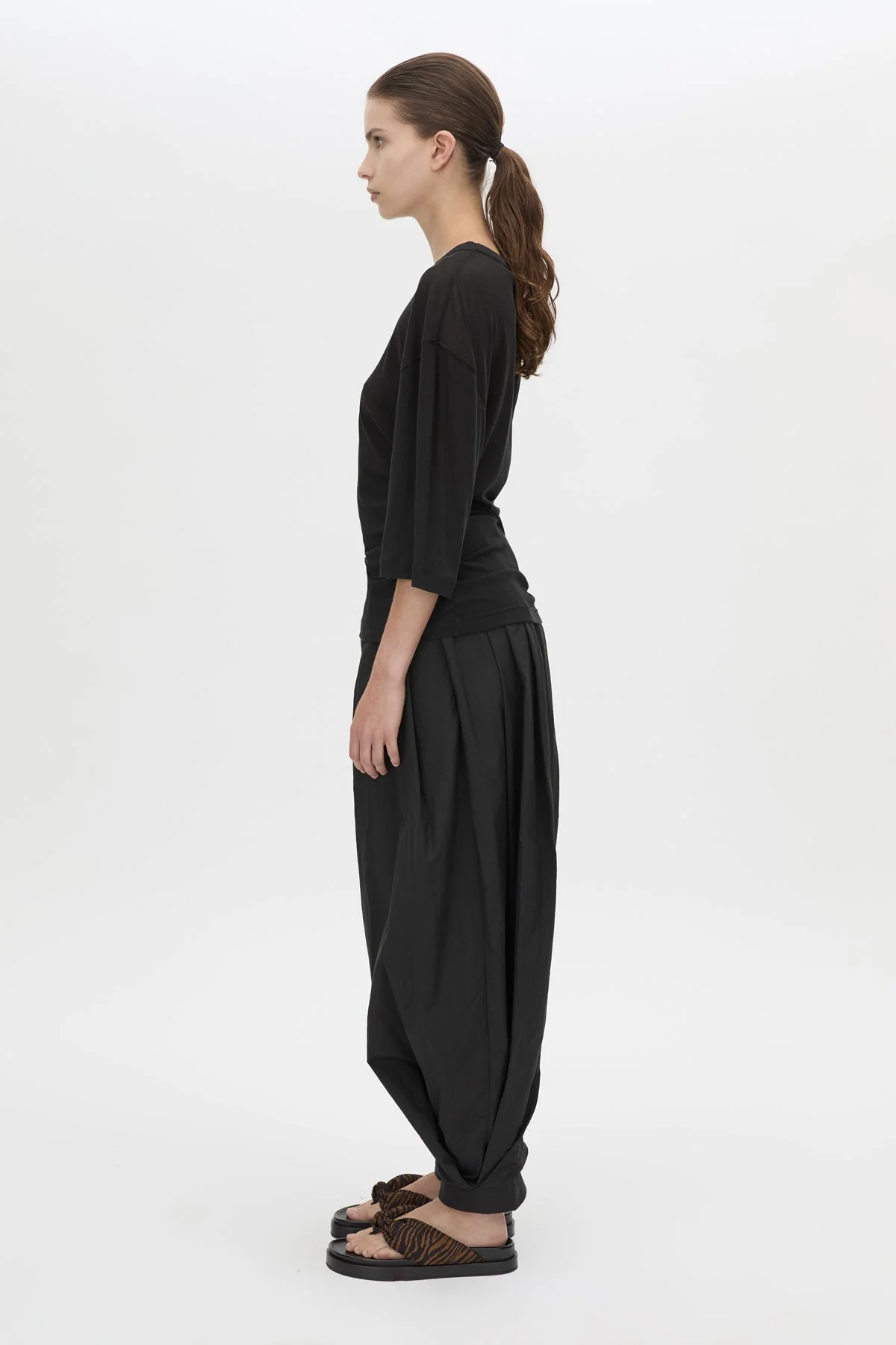 Siona Light Elbow Sleeve Top - Image 3