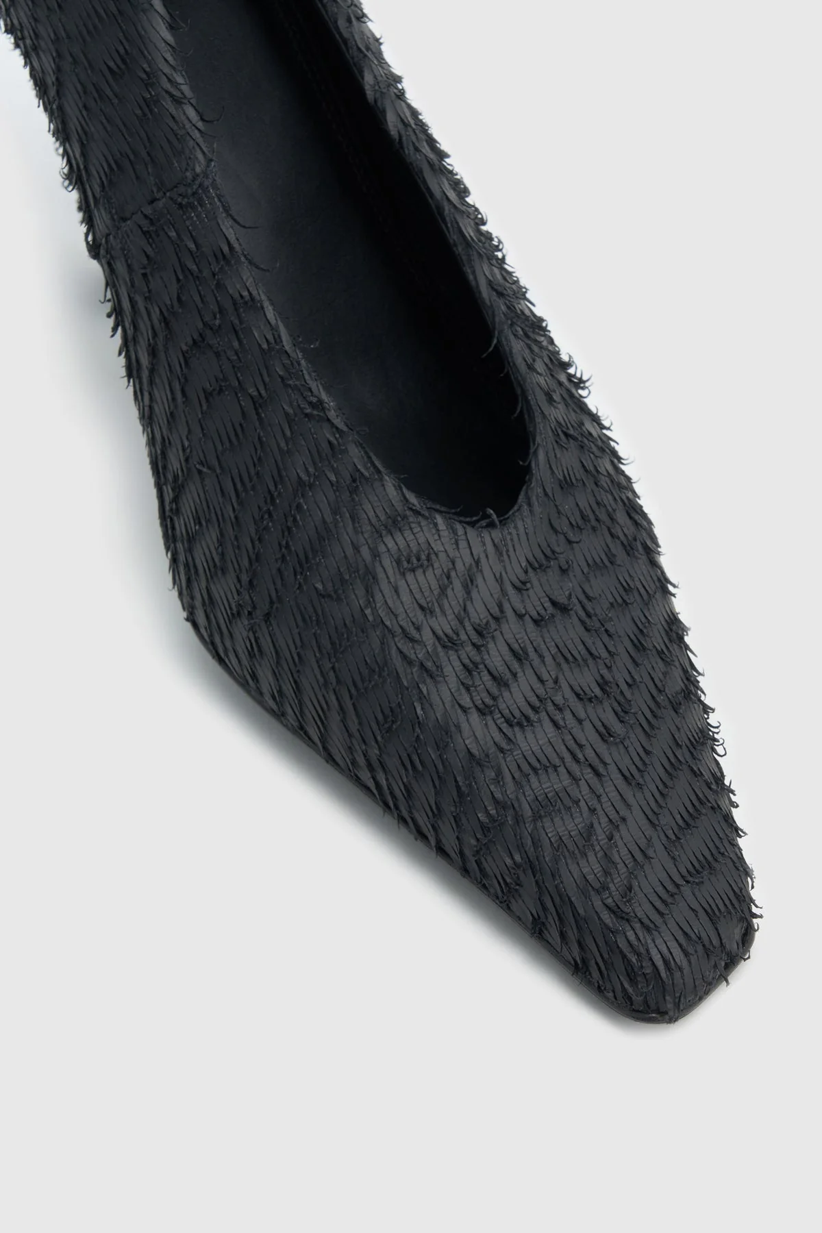 Wave Textured Pump - Image 2